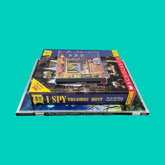 Halloween Scholastic 1st Print 1996 Spooky Night Book & Two I Spy CD-ROM Games - Picture 16 of 16